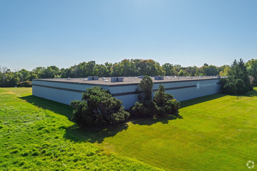 More Photos Of 4100 Peavey Rd, Chaska Manufacturing For Lease