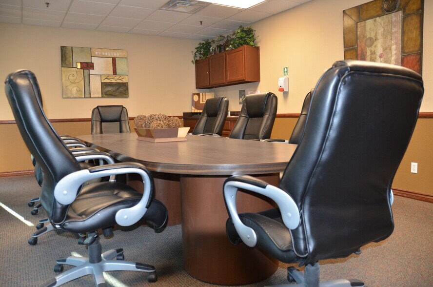 More Photos Of 4270 S Decatur Blvd, Las Vegas Medical For Lease