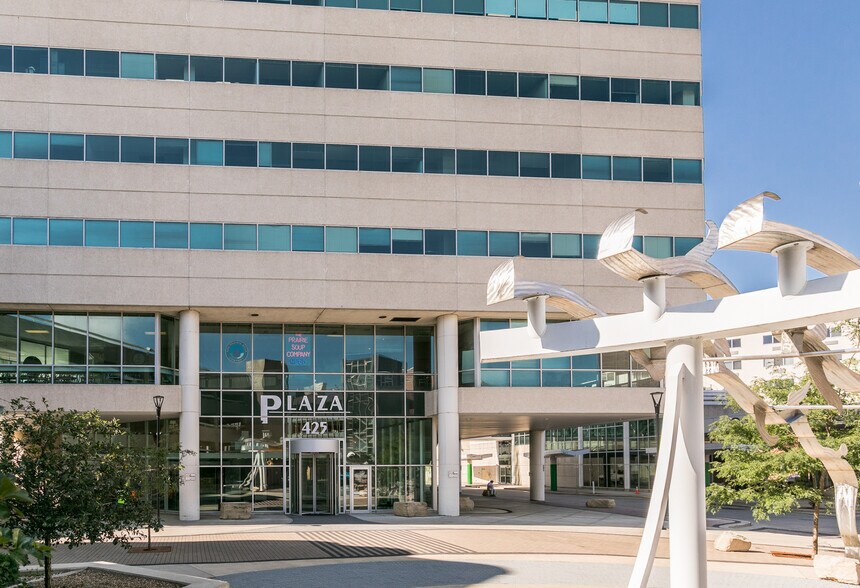 More Photos Of 425 2nd St SE, Cedar Rapids Office For Sale