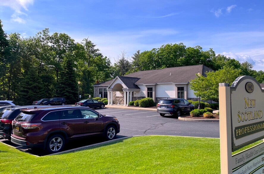 More Photos Of 1882 New Scotland Rd, Slingerlands Medical For Lease