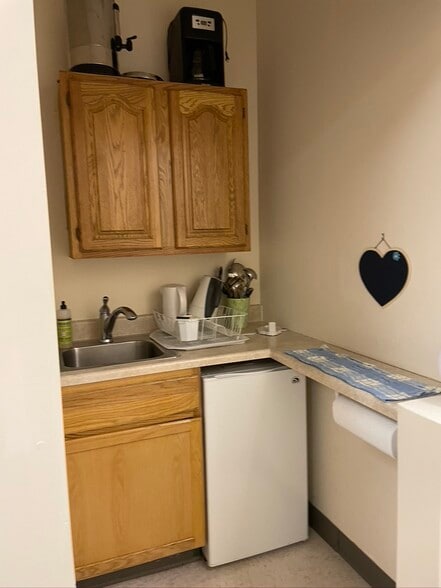 More Photos Of 325 S Highland Ave, Briarcliff Manor Village Medical For Lease