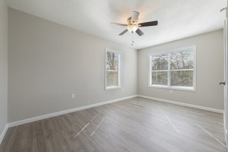 More Photos Of 4806 Pecan Springs Rd, Austin Land For Sale