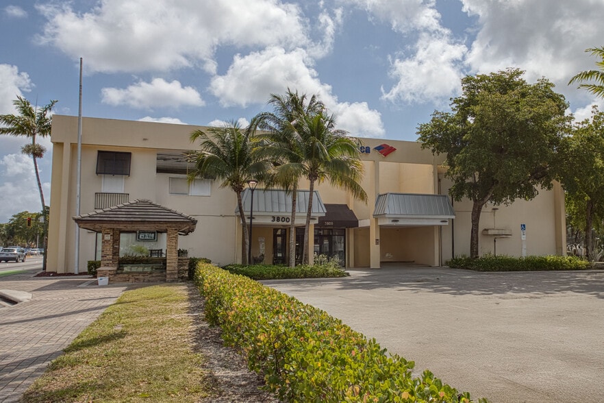 More Photos Of 3800 W Broward Blvd, Fort Lauderdale Office For Lease