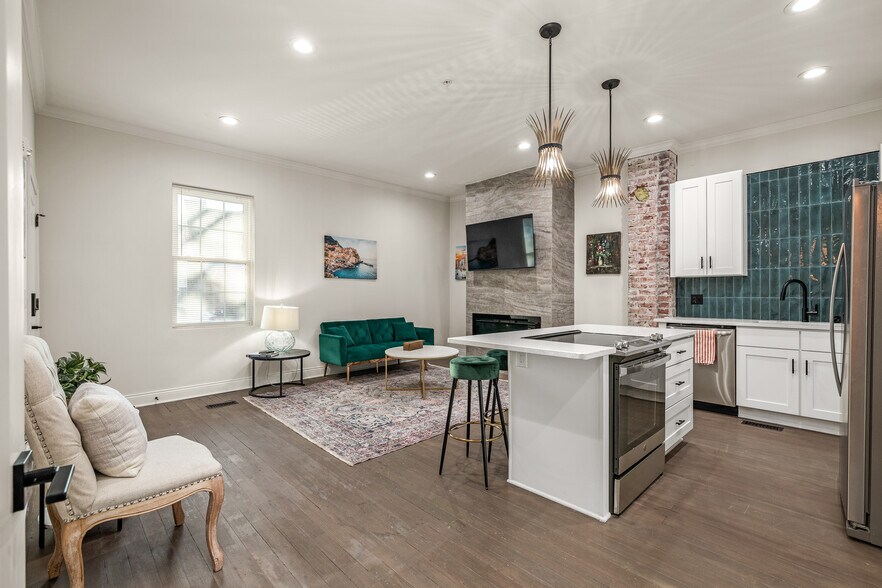 More Photos Of 511 Campbell St, Kansas City Apartments For Sale