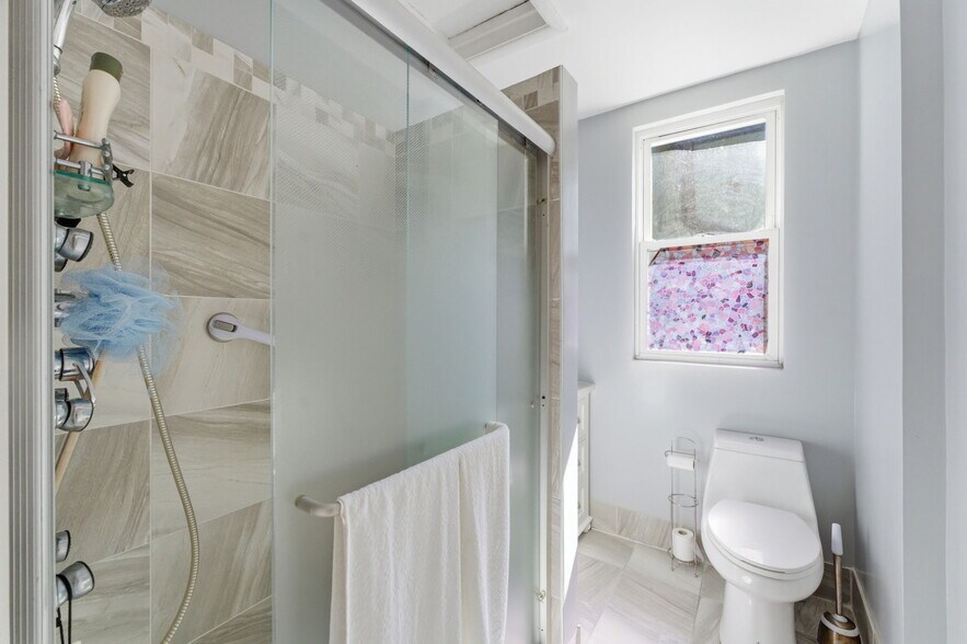 More Photos Of 2263 12th St NW, Washington Storefront Retail Residential For Sale