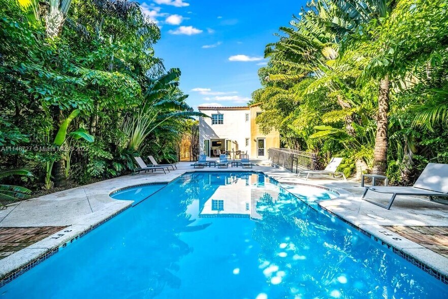 More Photos Of 1545 Meridian Ave, Miami Beach Hospitality For Lease