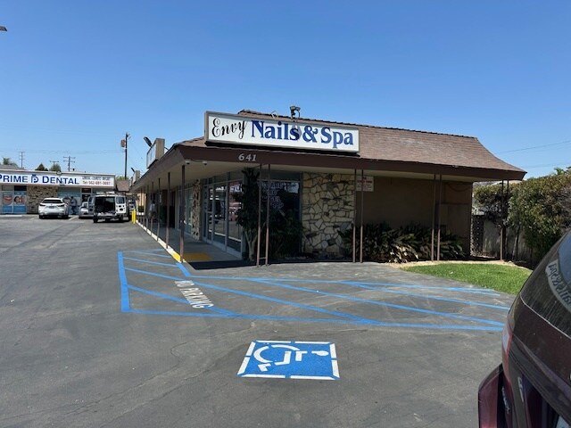 More Photos Of 641-681 S Beach Blvd, La Habra Unknown For Lease