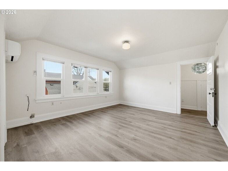 More Photos Of 245 W 13th Ave, Eugene Office For Sale