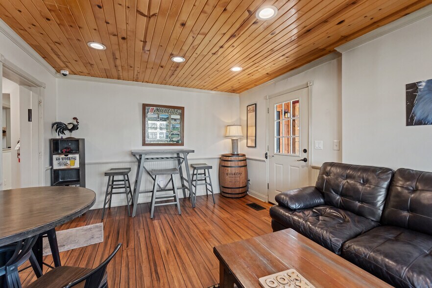 More Photos Of 97 E Main St, Batavia Office For Sale