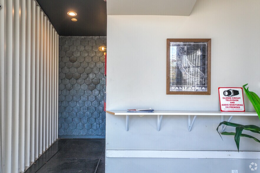 More Photos Of 330 2nd St, Oakland Office For Lease