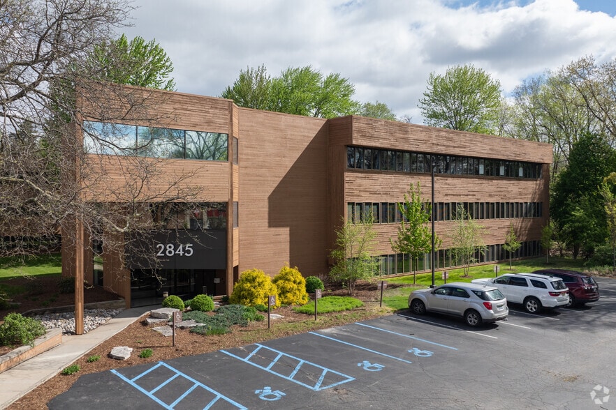 Primary Photo Of 2855 44th St SW, Grandville Medical For Lease