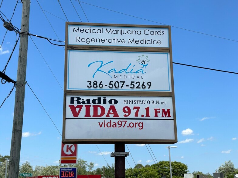 More Photos Of 813 Deltona Blvd, Deltona Office For Lease