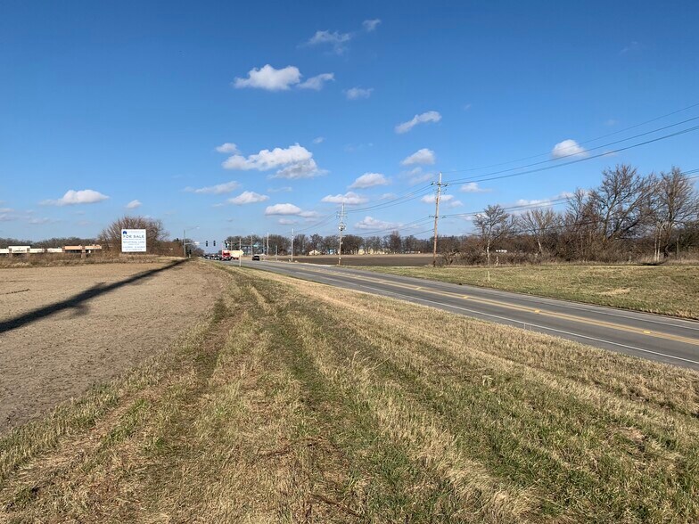 More Photos Of 1 & 2 BOOMBAH Blvd, Yorkville Land For Sale