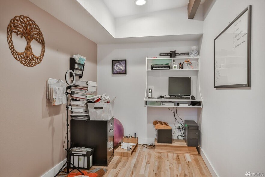 More Photos Of 4008 S Pine St, Tacoma Office Residential For Sale