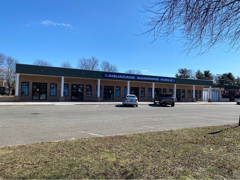 Primary Photo Of 200 Levittown Pky, Hicksville General Retail For Sale