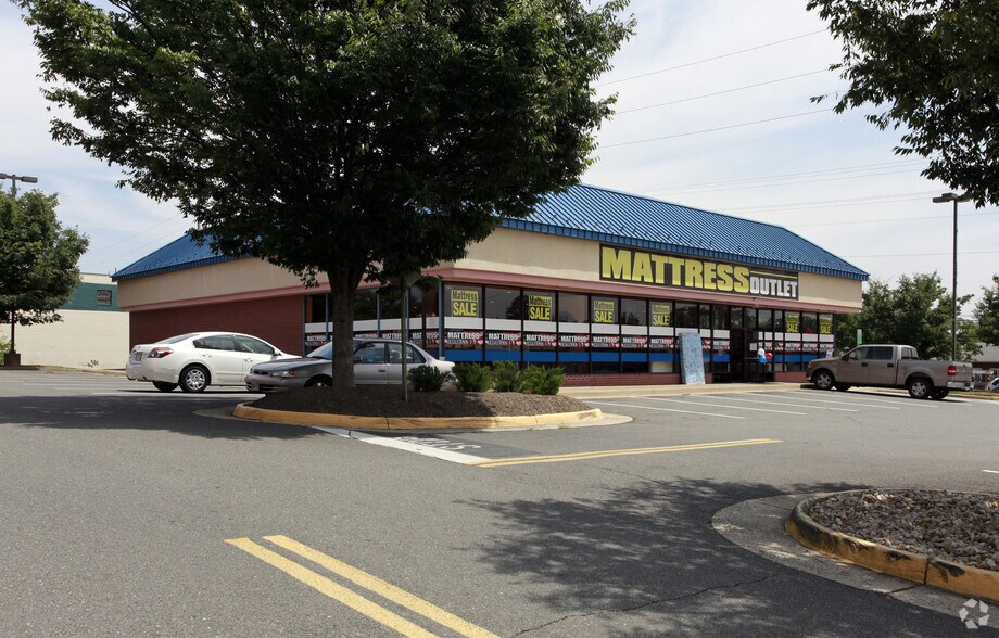 Primary Photo Of 8249-8287 Centreville Rd, Manassas Unknown For Lease