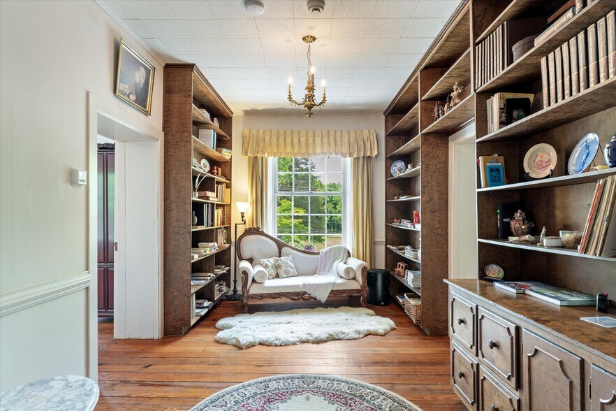More Photos Of 252 David Bruce Ave, Charlotte Court House Hospitality For Sale
