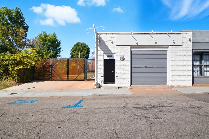 Primary Photo Of 1211 E Admiral Blvd, Tulsa Warehouse For Sale