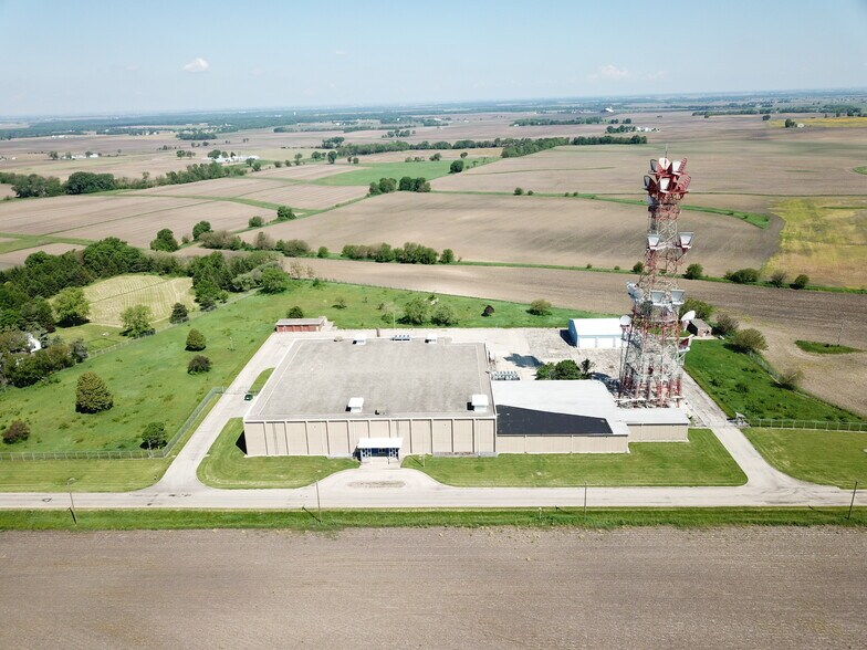 More Photos Of 2869 N 3501st Rd, Seneca Manufacturing For Sale