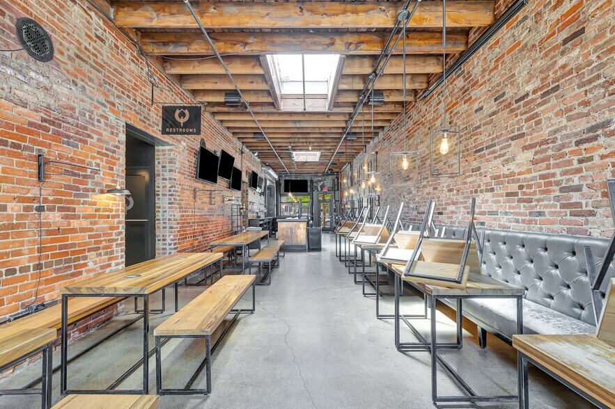 More Photos Of 2800 Woodburn Ave, Cincinnati Storefront For Sale