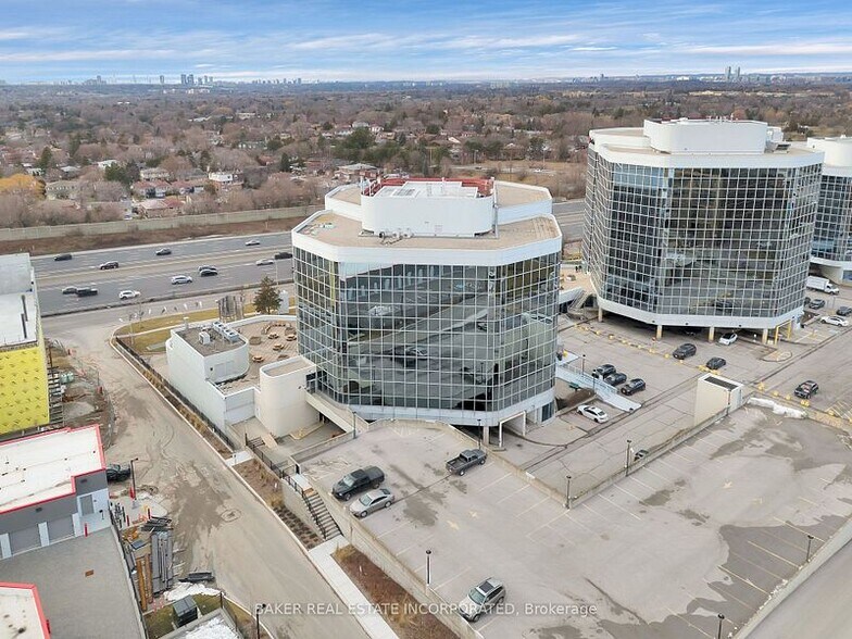 More Photos Of 105 Gordon Baker Rd, Toronto Office For Sale