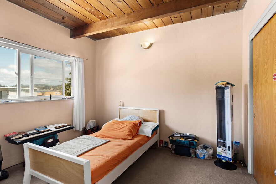 More Photos Of 45 Woodland Ave, San Rafael Apartments For Sale
