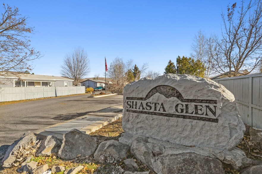 More Photos Of 4647 Winter Ave, Klamath Falls Manufactured Housing Mobile Home Park For Sale