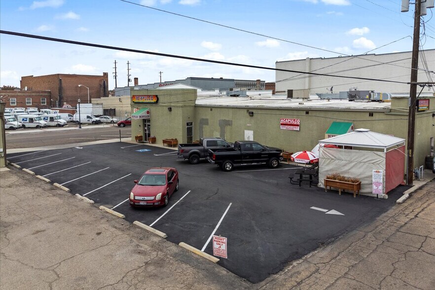 More Photos Of 819 Main St, Caldwell Restaurant For Sale