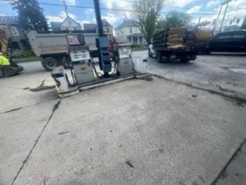 More Photos Of 130 Melmore St, Tiffin Auto Repair For Sale