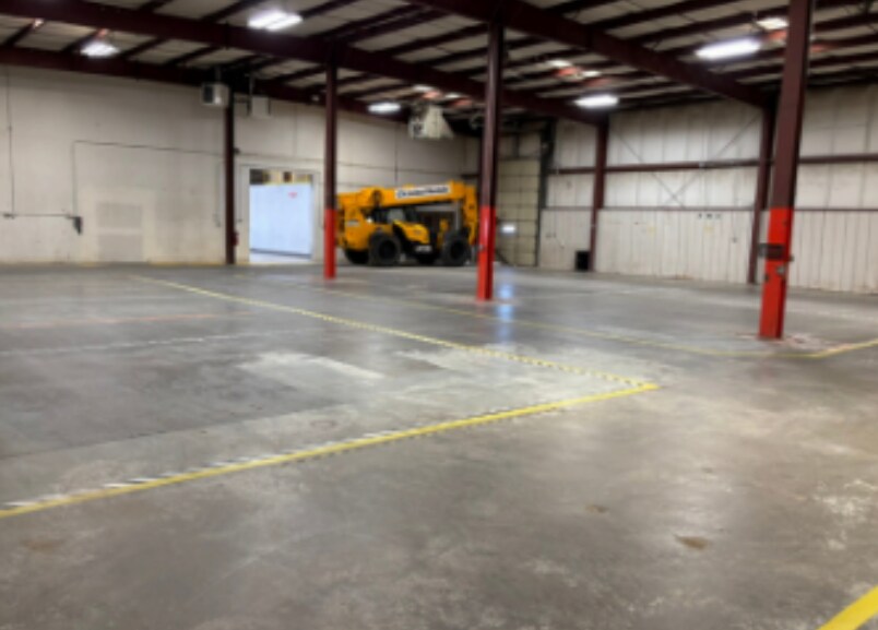 More Photos Of 6577 W Yellowstone Hwy, Casper Warehouse For Lease