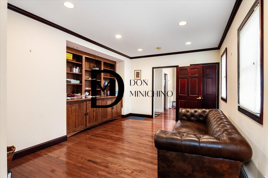 More Photos Of 49 Smith Ave, Mount Kisco Office For Sale