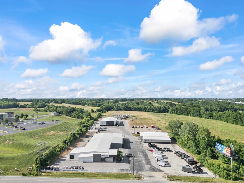 More Photos Of 2606 E Rock Haven Rd, Harrisonville Light Manufacturing For Lease