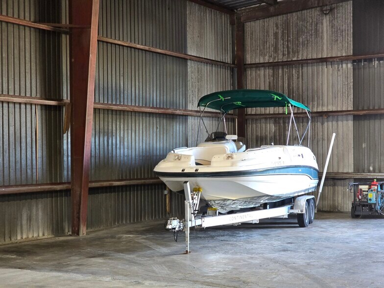 More Photos Of 1725 Cogswell St, Rockledge Warehouse For Lease