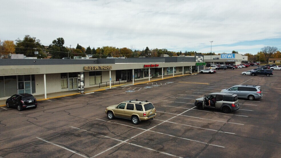 More Photos Of 1825-1865 North Circle Dr, Colorado Springs General Retail For Lease