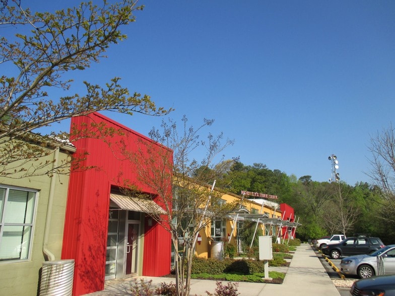 More Photos Of 2752 E Ponce de Leon Ave, Decatur Freestanding For Lease