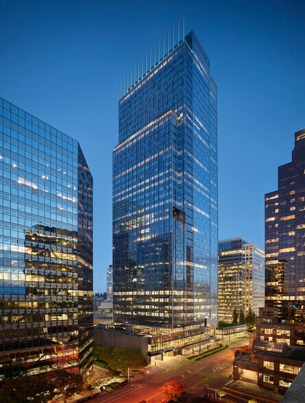 More Photos Of 555 108th Ave NE, Bellevue Office For Sale