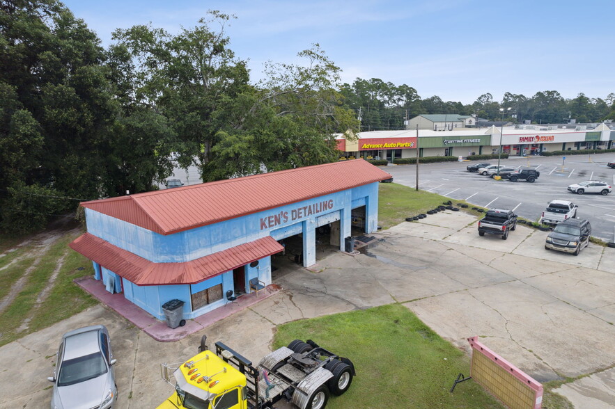 Primary Photo Of 3708 Second St S, Folkston Auto Repair For Sale