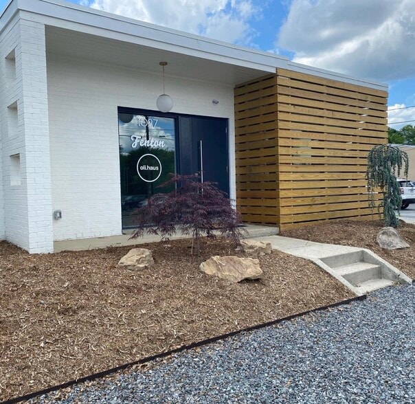 Primary Photo Of 1027 Arnold St, Greensboro Office For Lease