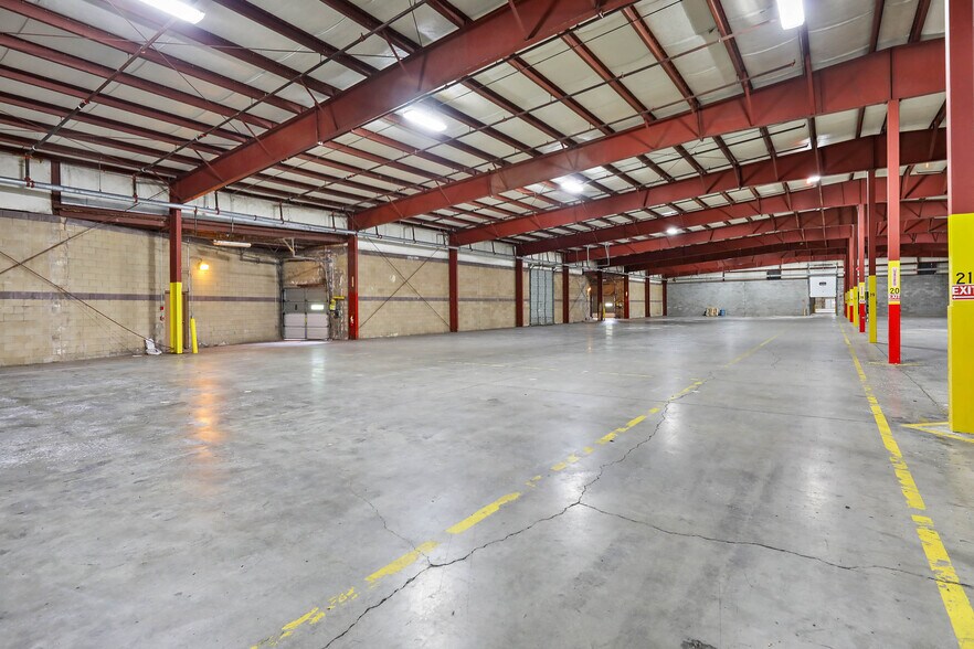 More Photos Of 21 Downing Three, Pittsfield Warehouse For Sale