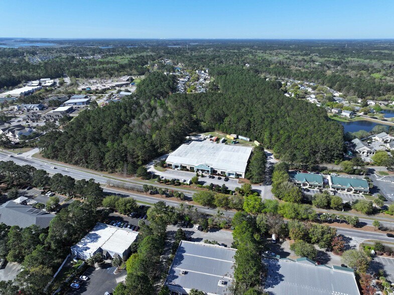 More Photos Of 4380 Bluffton Pky, Bluffton Freestanding For Sale