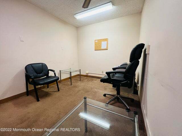 More Photos Of 1314 Park Ave, Plainfield Medical For Sale