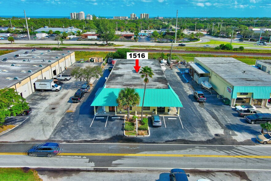 More Photos Of 1516 Cypress Dr, Jupiter Light Distribution For Lease