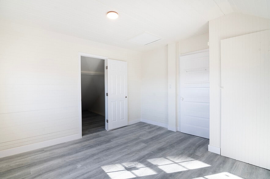 More Photos Of 1732 N Wilton Pl, Los Angeles Apartments For Sale