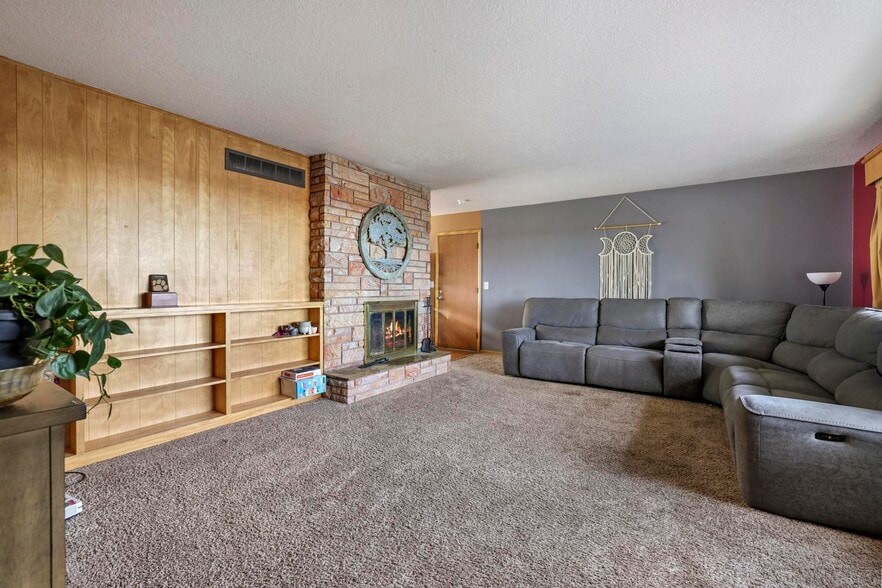 More Photos Of 2658 Addison Ave E, Twin Falls Office For Sale