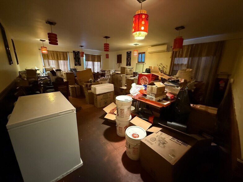 More Photos Of 47 S Centre St, Merchantville Restaurant For Sale