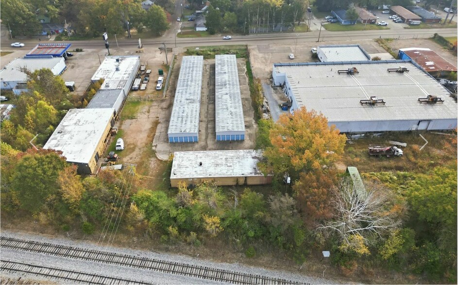 More Photos Of 3705 N West St, Jackson Self Storage For Sale