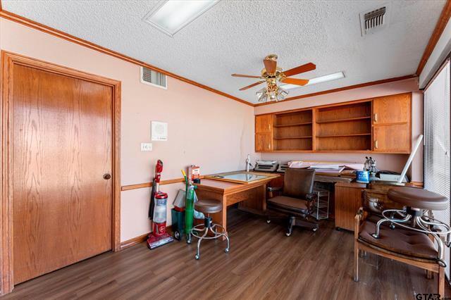 More Photos Of 2005 N Jefferson Ave, Mount Pleasant Medical For Sale