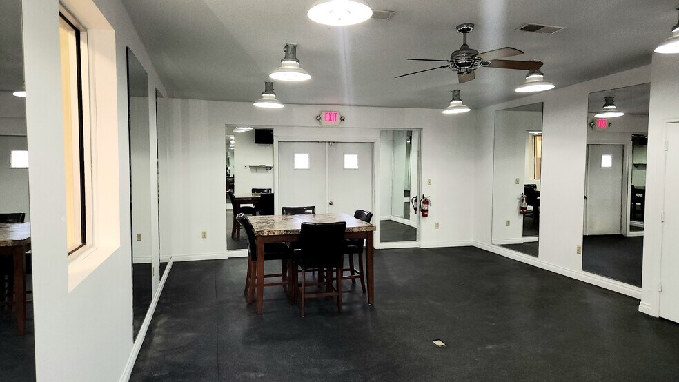 More Photos Of 3988 N Dixie Hwy, Monroe Service Station For Sale