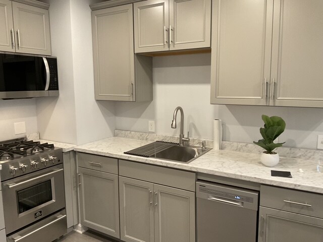 More Photos Of 3127 West Blvd, Cleveland Apartments For Sale