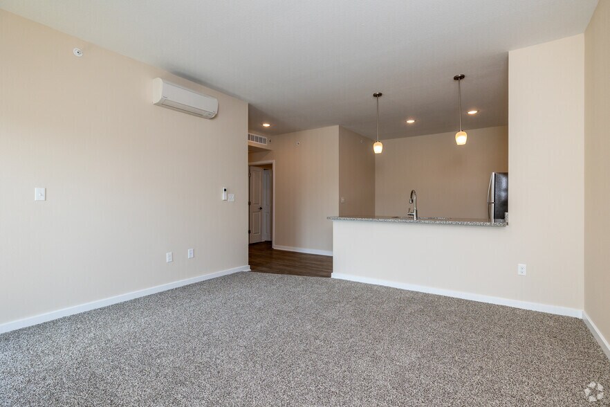 More Photos Of 13399 Charlotte St, Kansas City Apartments For Sale